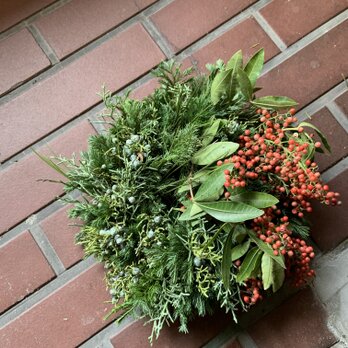 ペッパーベリーのグリーンリース