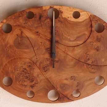無垢の木の電波掛け時計　ニレ　０００２の画像