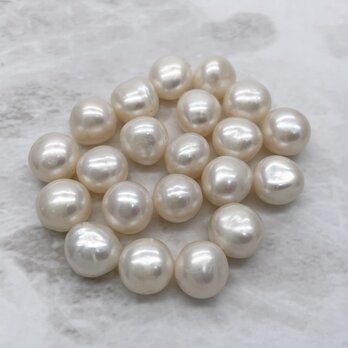 バロック淡水パール 10粒 9~10mm*9~10mm ホワイト系 ボタン フラット 素材 真珠 パーツ ルースの画像