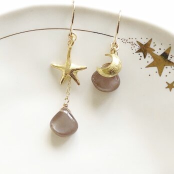 brown moonstone*pierceの画像