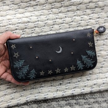 刺繍革財布『夜の森』牛革BLACK×3色（ラウンドファスナー型）の画像