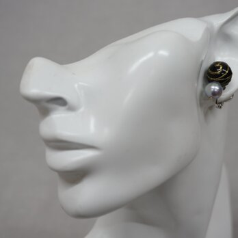 漆塗り「巡礼」蒔絵黒縞アコヤ真珠イヤリング