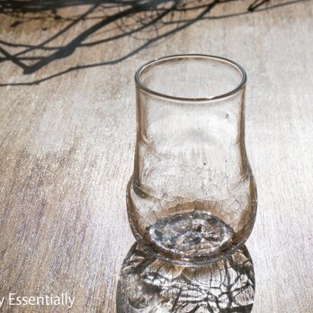【１点限定制作 】● 無色透明のグラス - 「KAZEの肌 」・#354・ 高さ10.5cmの画像