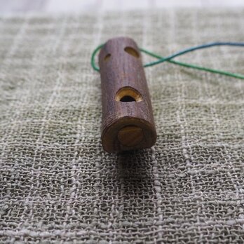 ホトトギス笛　Lesser cuckoo Whistle ～いろいろな木の笛　　Various Wood　Whistle～の画像