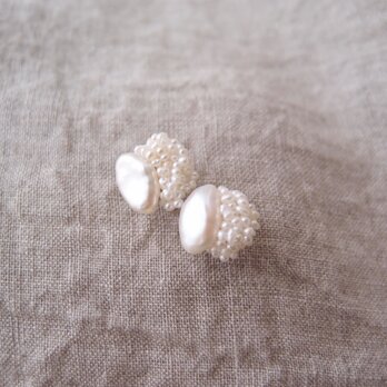 【真珠の刺繍ピアス】petit baroque × seed pearl
