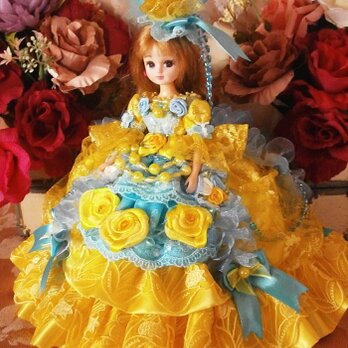 パッションカラーのエアリードレス 輝く水色コントラストのプリンセスドールドレス