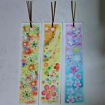 新春の栞(しおり)　 和柄花模様のイラスト　パステルアートの画像