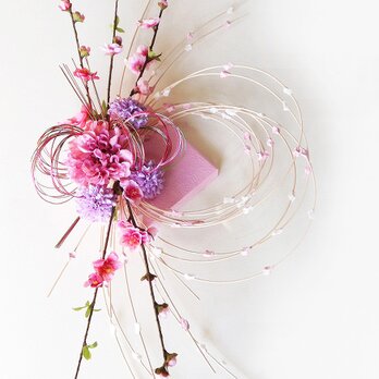 ウォールデコレーション桃の花リース（オブジェシリーズ）の画像