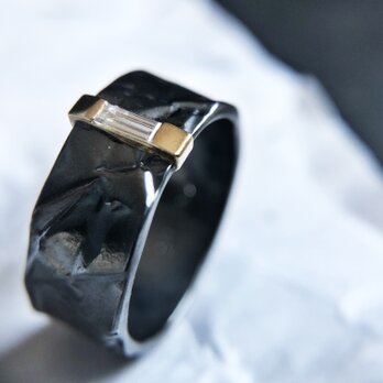 Oxidized silver K18YG diamond ringの画像