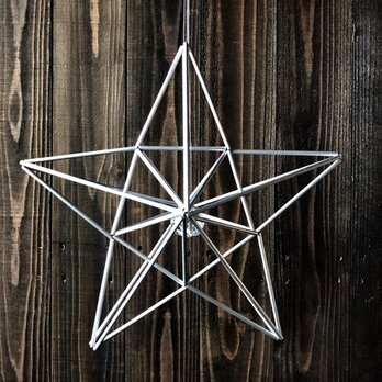 ヒンメリ「ペンタグラム　五芒星」大サイズ星型　野外使用可なアルミ製　オプションでサンキャッチャー　幾何学オブジェ　シルバーの画像