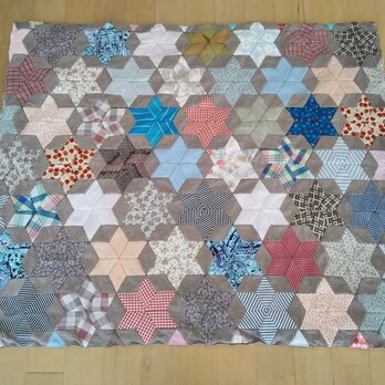 パッチワークのブランケット