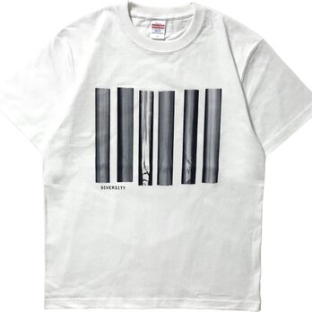 ダイバーシティ・ホワイト・Tシャツ【2TN-003-WT】の画像