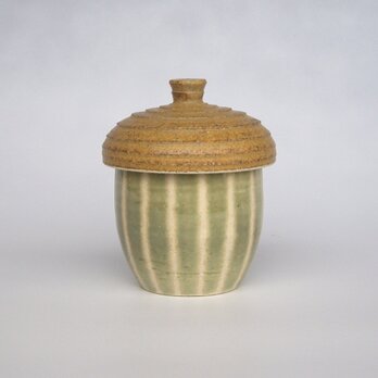 どんぐり湯呑み　透明系緑,線入り