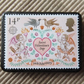 イギリス1981年　バレンタイン切手ブローチ5854の画像