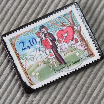 アップサイクル　フランス　 バレンタイン切手ブローチ 5863
