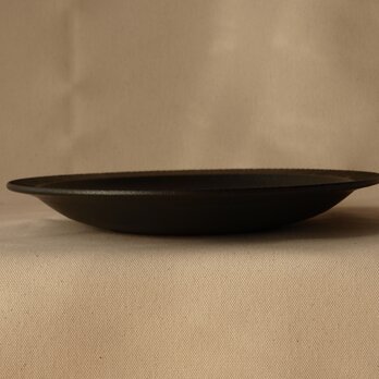 お皿　しのぎ　深皿　黒　直径約27.5ｃｍ　大皿の画像