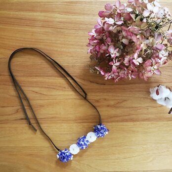 【紫陽花】刺繍 ネックレス BLWの画像
