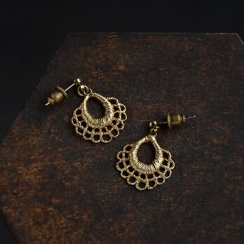 Doily / earringsの画像