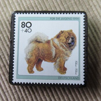ドイツ　犬切手ブローチ5918の画像