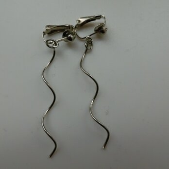 びっくり仰天ドキドキの桐谷オーラ奇抜なイヤリングの画像
