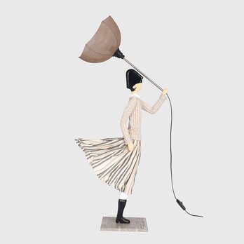 【2020年春モデル】風のリトルガールおしゃれランプ Benny フロアライト 受注製作 送料無料の画像