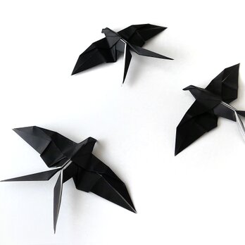 折り紙のツバメ　燕の画像