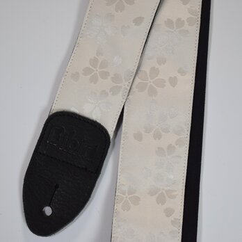 浮き出る桜　帆布ギターストラップ（胡粉）