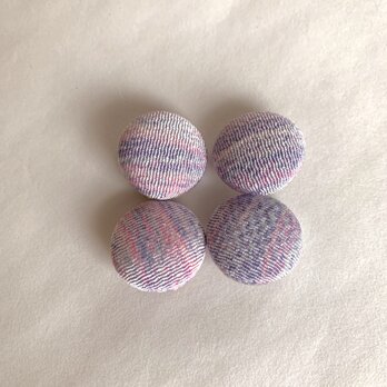 絹手染くるみボタン４個（薄紫ピンク・18mm）の画像