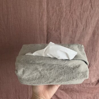 リネンのティッシュケースの画像