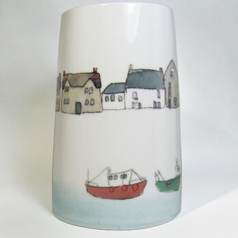 イギリス作家の手作り花瓶「家とボート」の画像