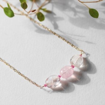 【14kgf】うるうるモルガナイトネックレス