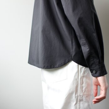 modest stitch shirt/black