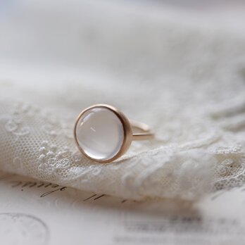 花香ローズクォーツのリングの画像