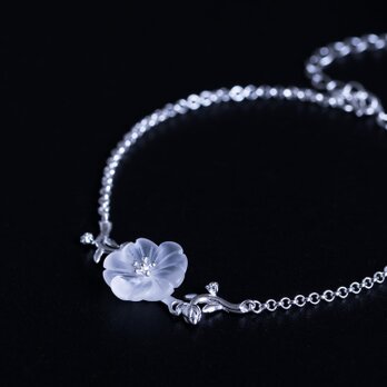 ＜受注制作＞サンカヨウのブレスレット シルバー 水晶 朝露を吸って花びらが透明になる美しい花「サンカヨウ」0239の画像