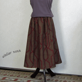 着物リメイク♪幾何学模様の十日市紬でシンプルスカート（裏地付き）：丈７８ｃｍの画像