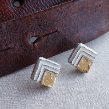 fb-35　しのぎ模様と真鍮の耳飾り　ピアス／イヤリング　真鍮　ナチュラル　シック　ノスタルジー　こなれ