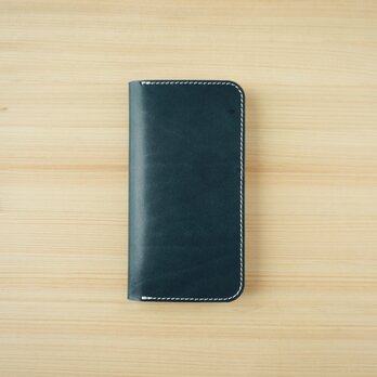 牛革 iPhone 11 カバー  ヌメ革  レザーケース  手帳型  ネイビーカラーの画像