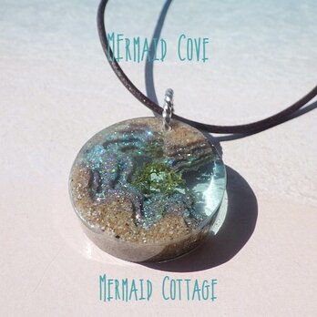 Mermaid Cove 人魚の入江＊革紐ペンダント　の画像