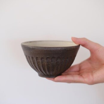 【再販】しのぎ黒茶碗・小の画像