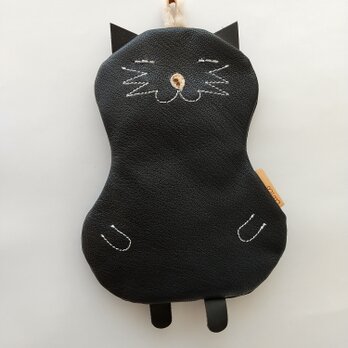 黒猫ポーチ