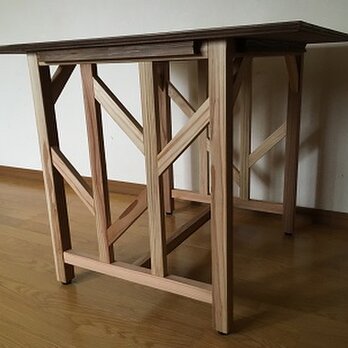 Forest 04 dining table for 2 people   木製ダイニングテーブル　2人用の画像