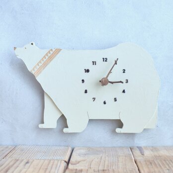 【絶滅危惧種を想う】エスニックパターンもたのしいシロクマの時計 木製 掛け時計の画像