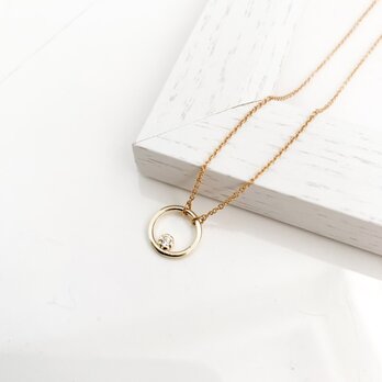 Cubic Zirconia circle necklaceの画像