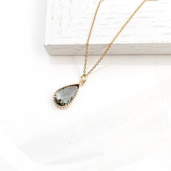 Cut Frame Glass necklace (charcoal gray)の画像