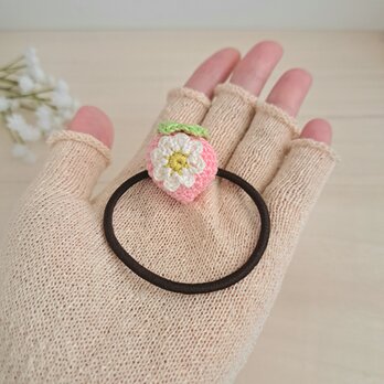＼New！／小さなお子様へ♡お孫さんへ♡ご友人様へ♡プレゼントにも＼大人気！／ピンク色イチゴあみぐるみヘアゴム｜一点売り