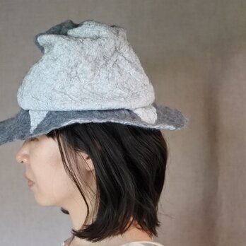 wool と cottonでつくられた春夏のハット 12.の画像