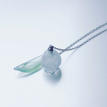 Suzuran Necklace white /SVの画像