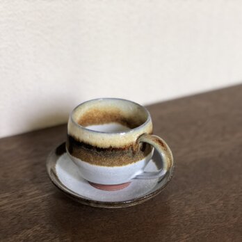 white & brown コーヒーカップ & ソーサーの画像