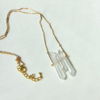 crystal necklaceの画像
