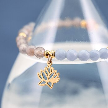 Lotus bracelet /  Rudraksha BLの画像